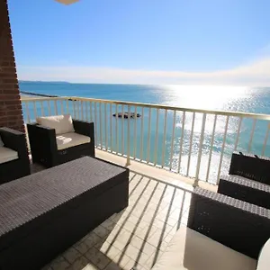https://apartamento-vistas-al-mar-cambrils.catalonia-hotels.com