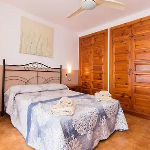 https://apartamento-con-2-dormitorios-las-americas.in-canary-islands.com
